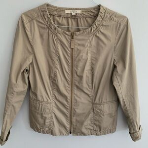 Ann Taylor LOFT Beige Back Ruffled Zipper Up Jacket in Medium Petite